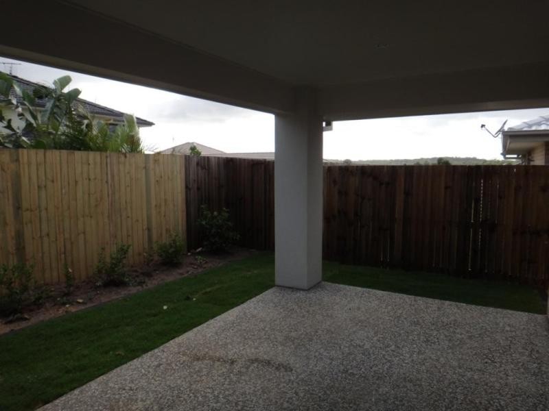 6 Hasemann Cres, Upper Coomera QLD 4209