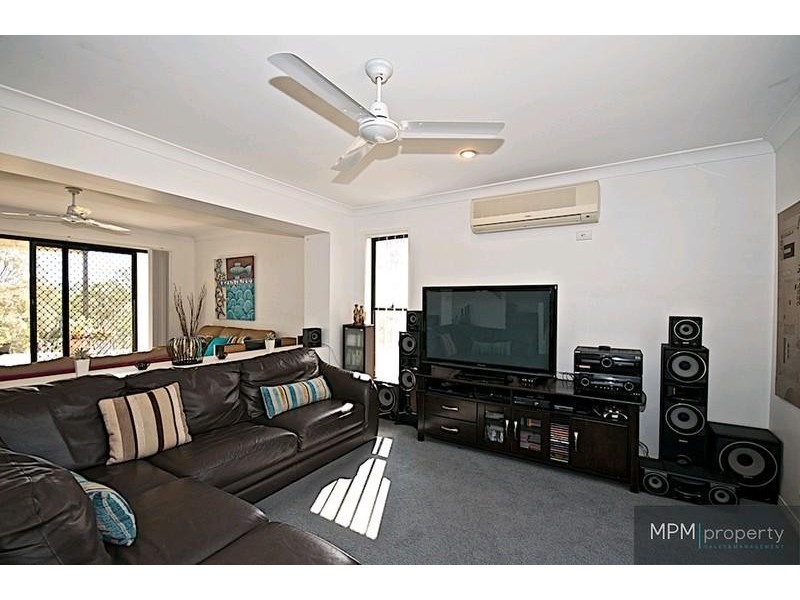 76 Christina Ryan Way, Arundel QLD 4214