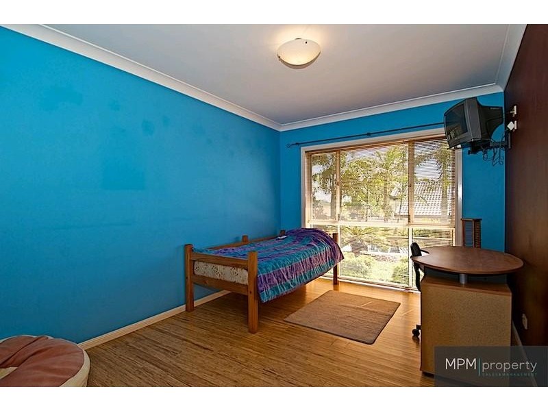 12 Pearson Cl, Arundel QLD 4214