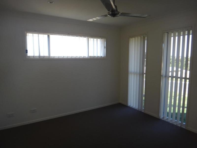 54 Damian Leeding  Way, Upper Coomera QLD 4209