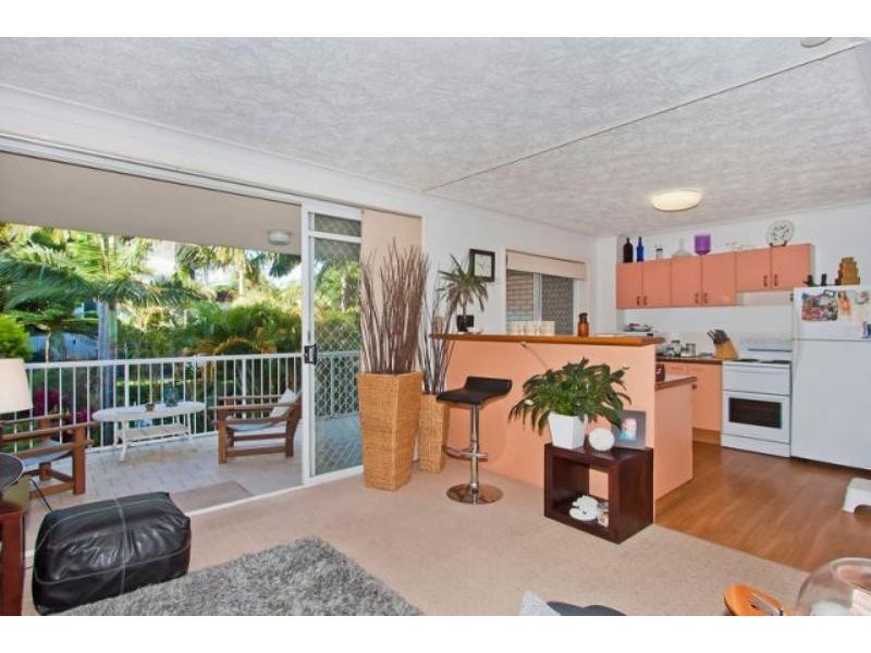 12/54 Dutton St, Coolangatta QLD 4225
