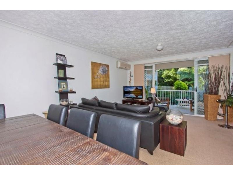 12/54 Dutton St, Coolangatta QLD 4225