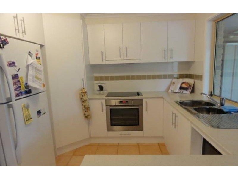 1/27 Hollywood Dr, Oxenford QLD 4210