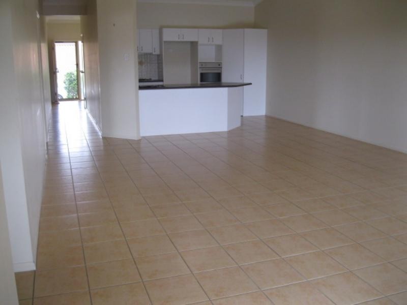 2-16  Old Kent  Rd, Upper Coomera QLD 4209