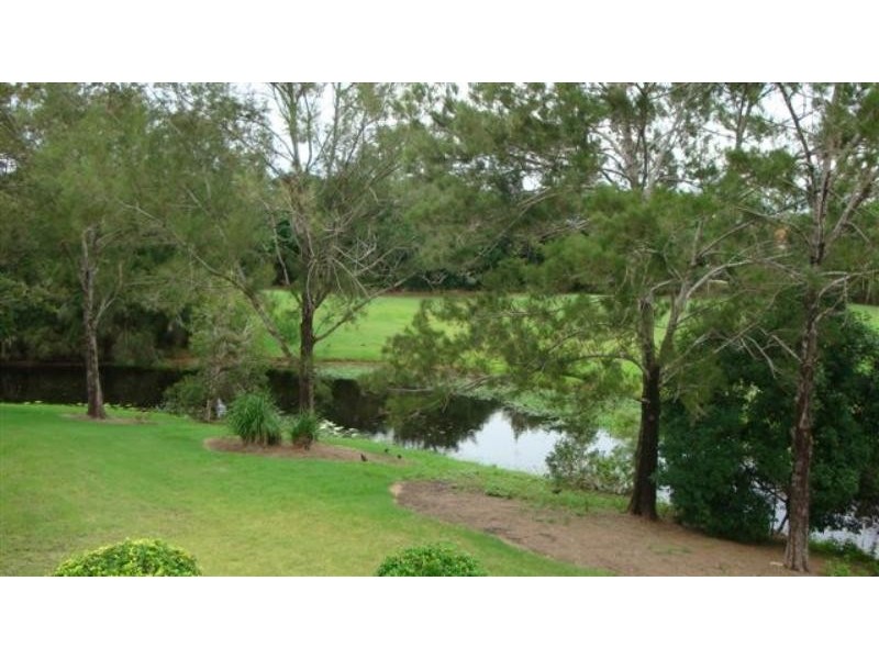 8872 Magnolia  Dr, Hope Island QLD 4212