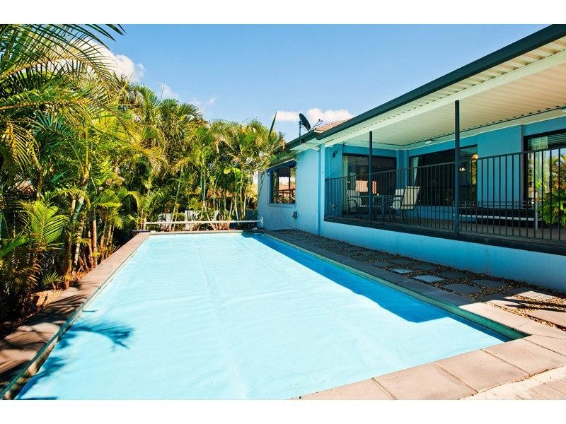 10 Nottinghill Gate Dr, Arundel QLD 4214
