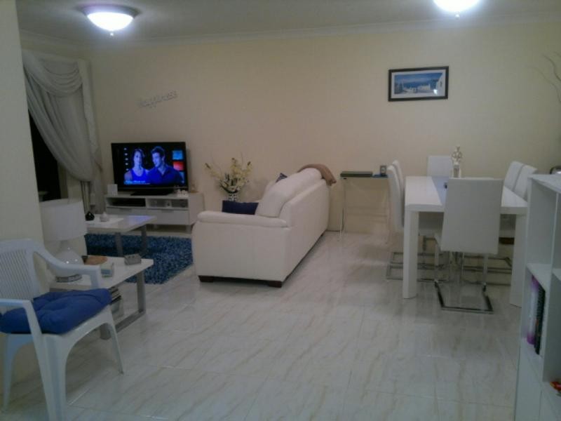 14/9 Bayview St, Runaway Bay QLD 4216