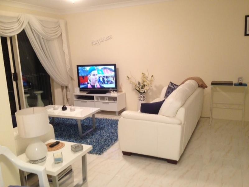 14/9 Bayview St, Runaway Bay QLD 4216