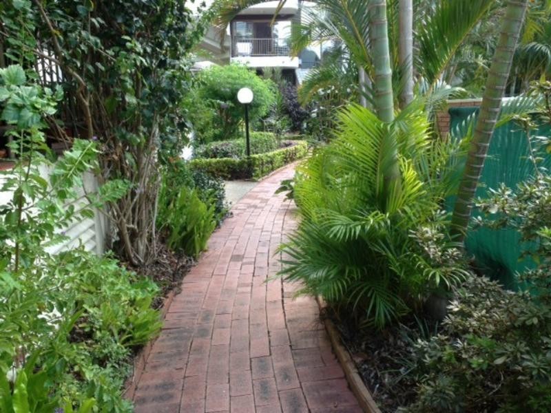 14/9 Bayview St, Runaway Bay QLD 4216