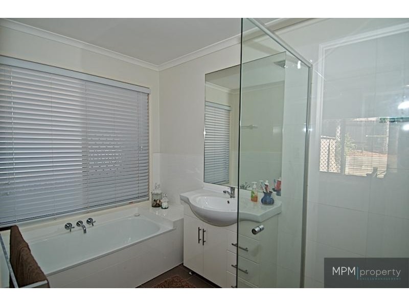 34 Parkwood  Bvd, Parkwood QLD 4214