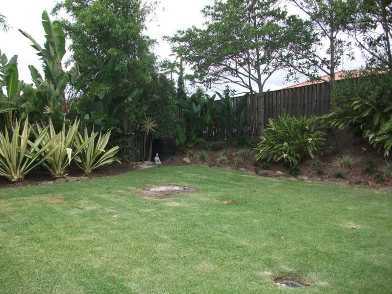 4 McCrae Ct, Maudsland QLD 4210