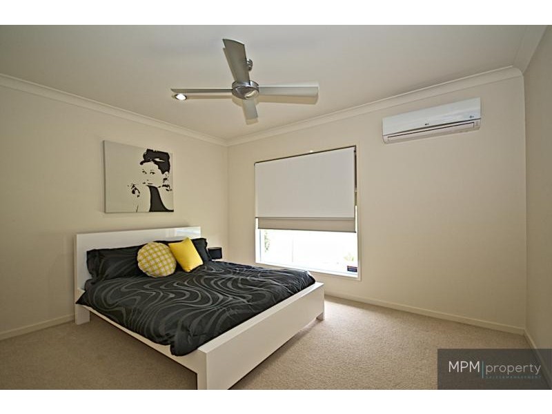 106 Arun Dr, Arundel QLD 4214