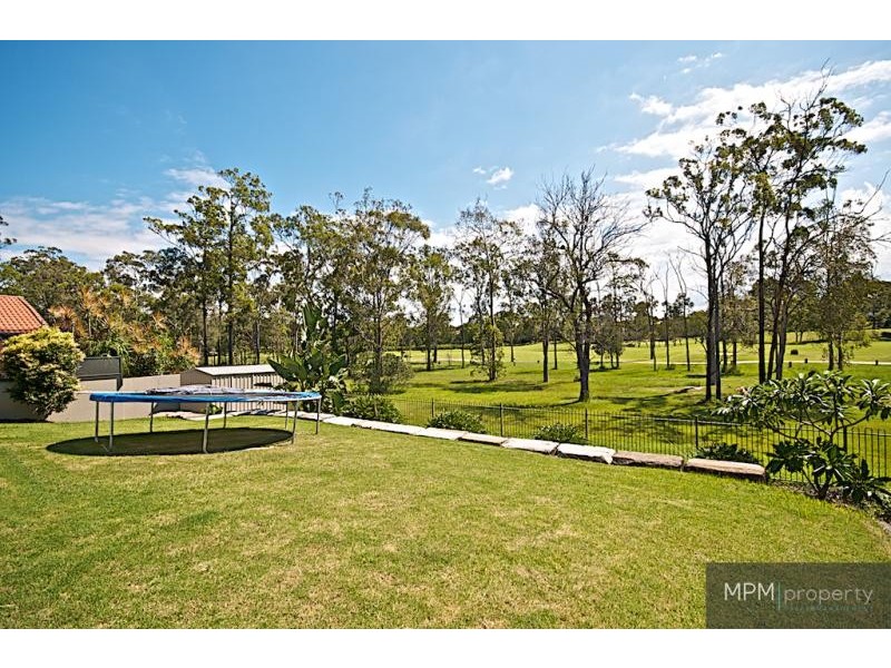 106 Arun Dr, Arundel QLD 4214