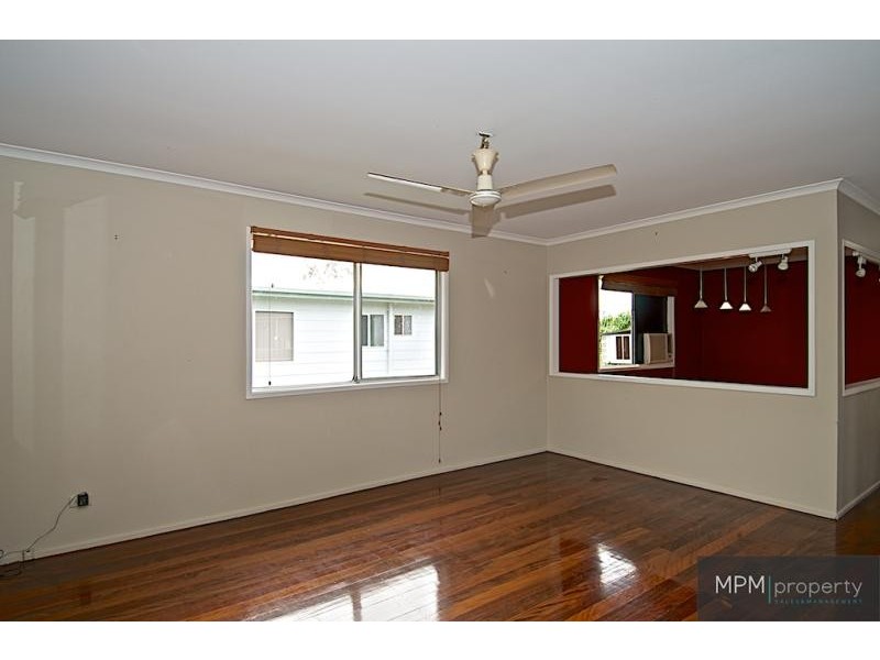 7 Hepworth  St, Arundel QLD 4214