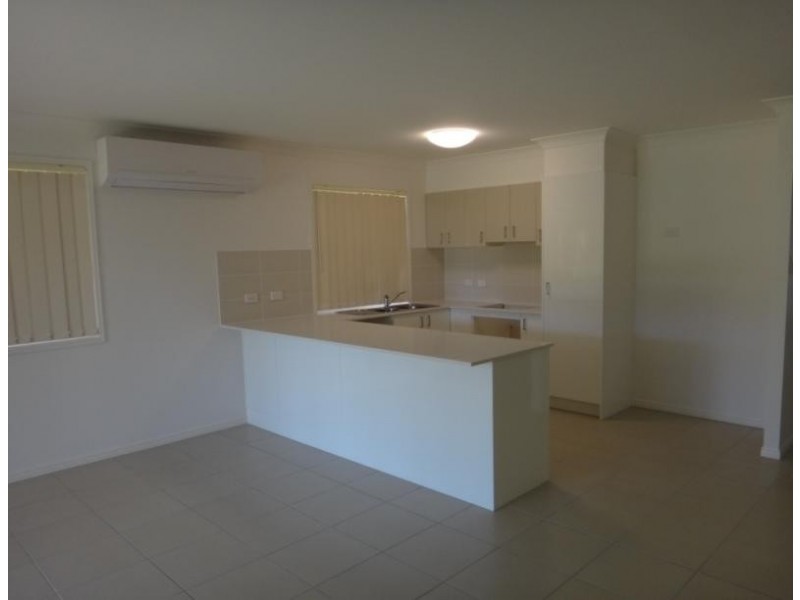 2 Finley St, Beaudesert QLD 4285