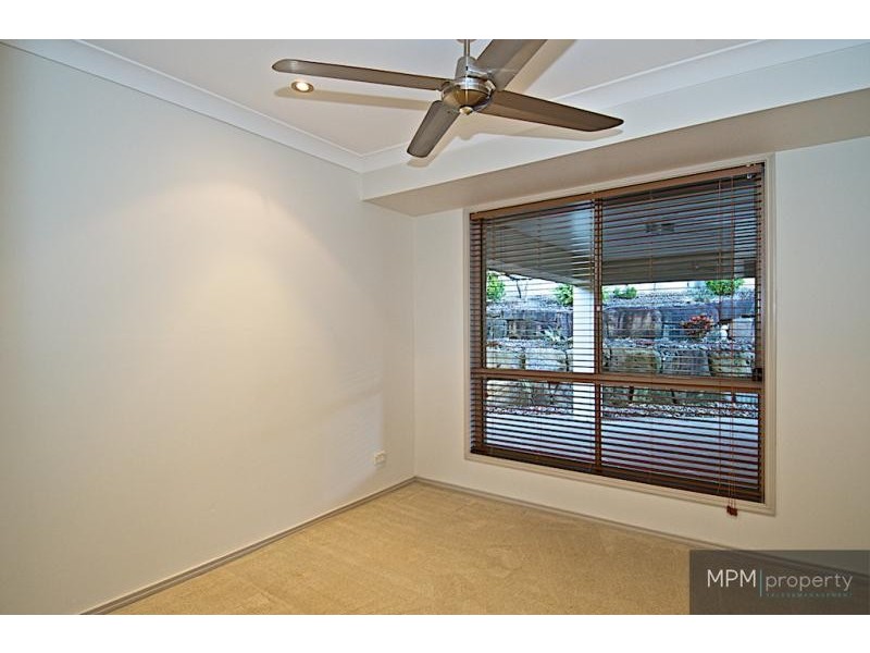 38 Driftwood Pl, Parkwood QLD 4214