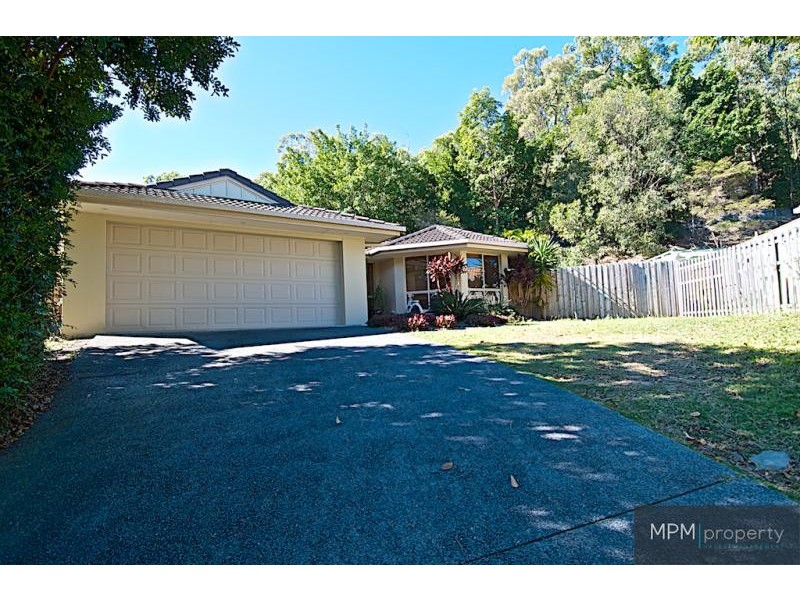 38 Driftwood Pl, Parkwood QLD 4214