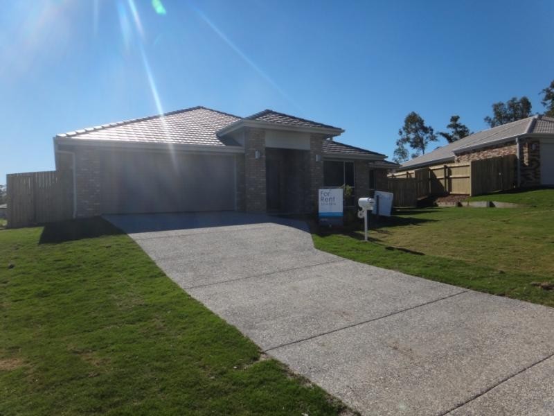 4 Finley St, Beaudesert QLD 4285