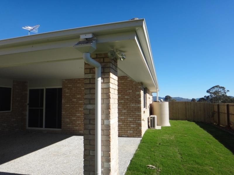 4 Finley St, Beaudesert QLD 4285