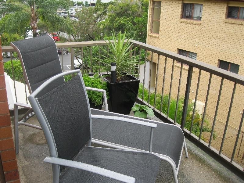 4/24 Lawson St, Southport QLD 4215