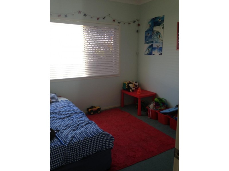 26 Pearson Cl, Arundel QLD 4214