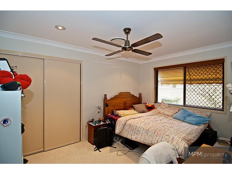 26 Petworth  Ct, Arundel QLD 4214