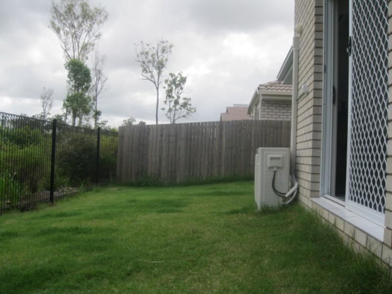 33 Bellagio Crst, Coomera QLD 4209