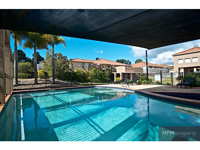 3/24 Amsonia Ct, Arundel QLD 4214