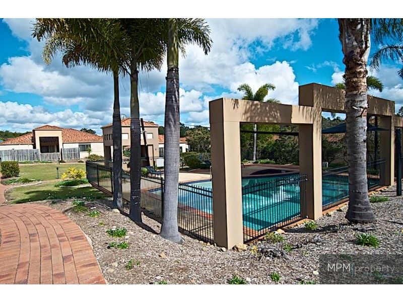 3/24 Amsonia Ct, Arundel QLD 4214