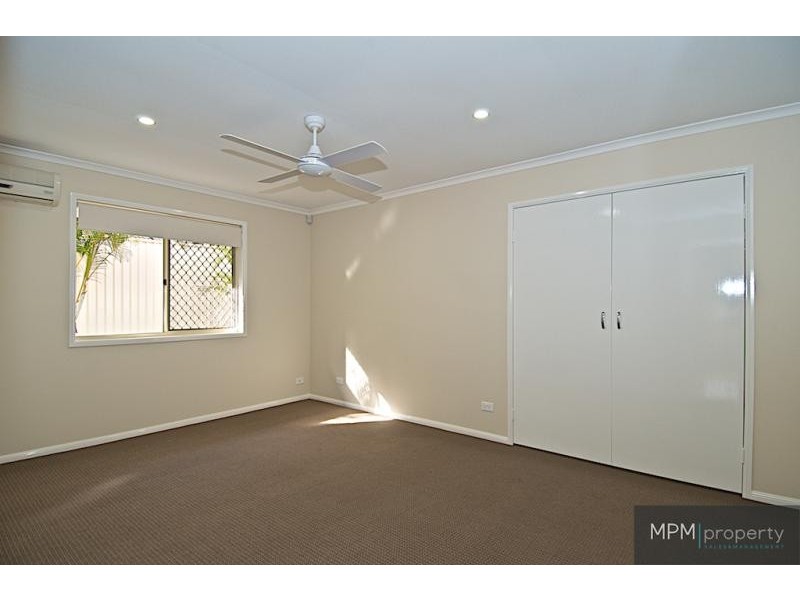 42 Lucille Ball Pl, Parkwood QLD 4214