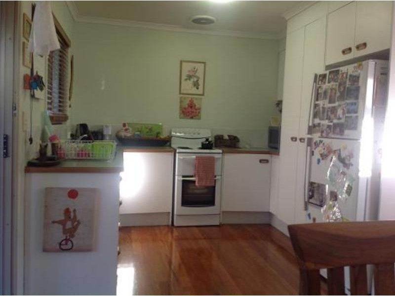 19 Clifton St, Biggera Waters QLD 4216