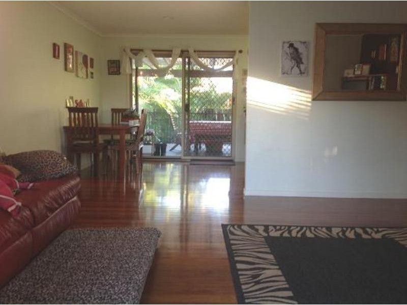 19 Clifton St, Biggera Waters QLD 4216