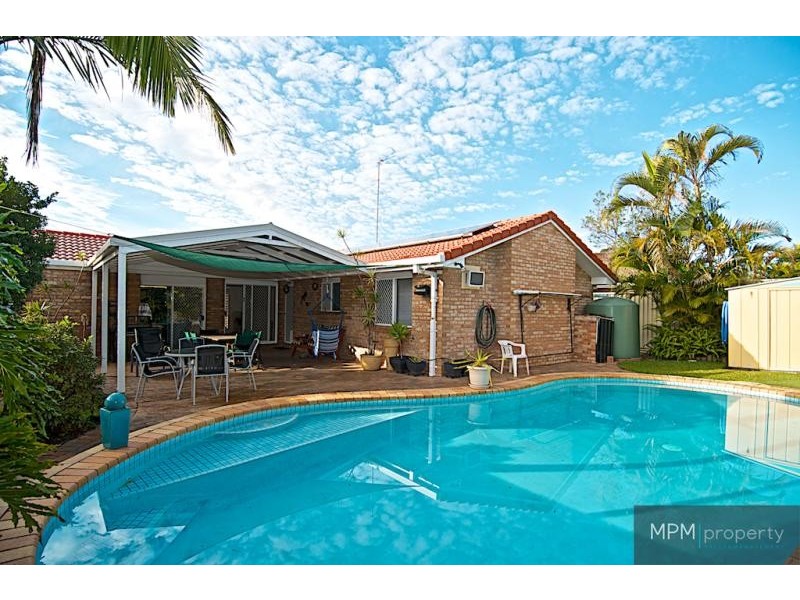 56 Allied Dr, Arundel QLD 4214