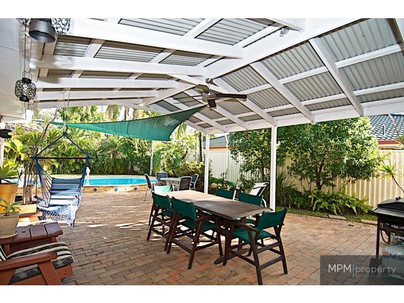 56 Allied Dr, Arundel QLD 4214