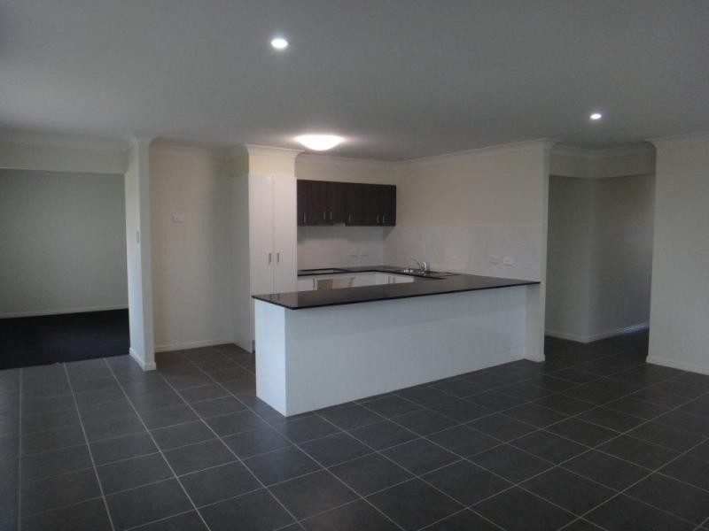 14 Finley St, Beaudesert QLD 4285