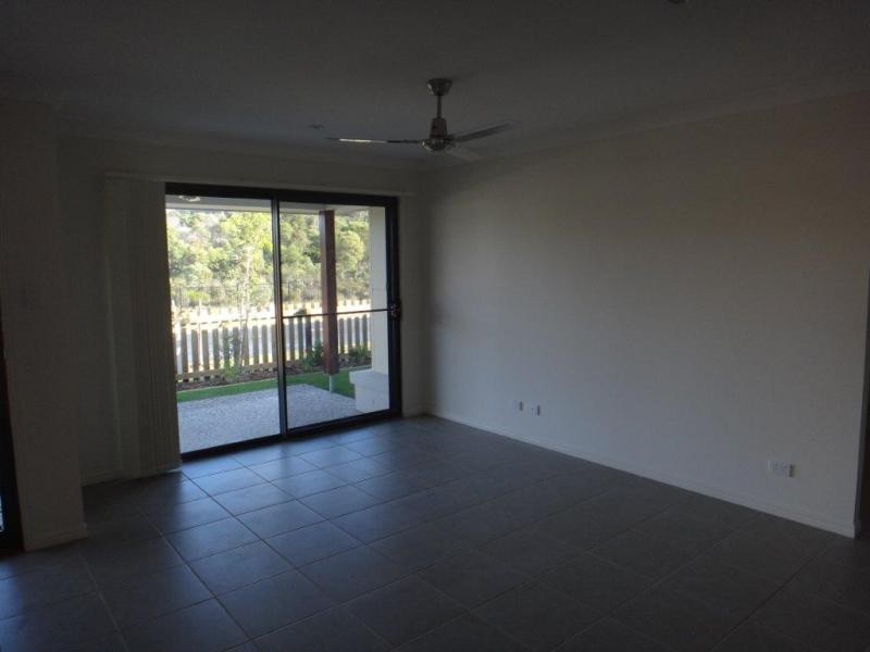 19 Damian Leeding Way, Upper Coomera QLD 4209