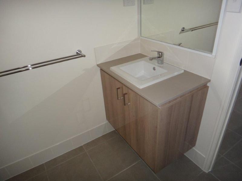 19 Damian Leeding Way, Upper Coomera QLD 4209