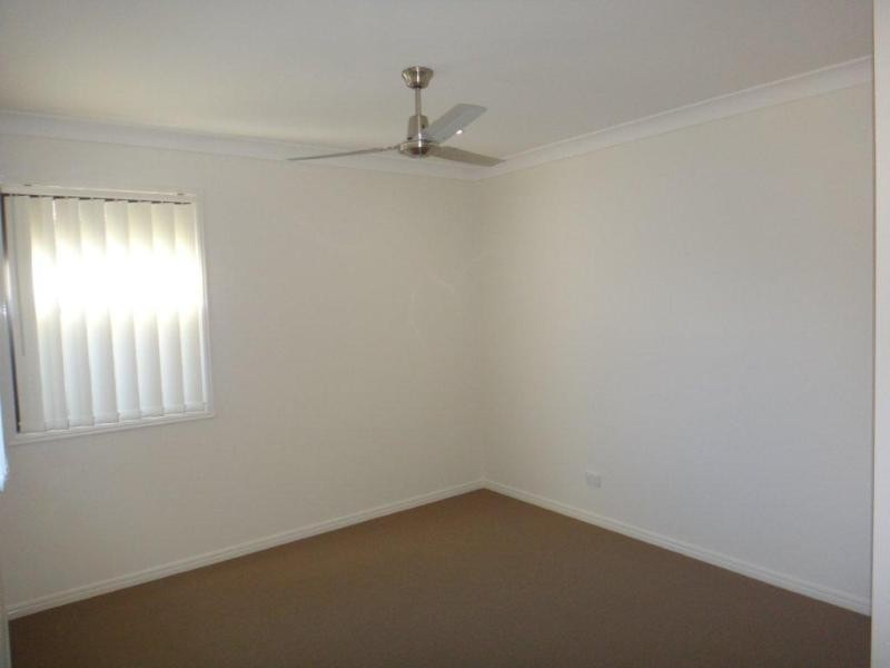 19 Damian Leeding Way, Upper Coomera QLD 4209