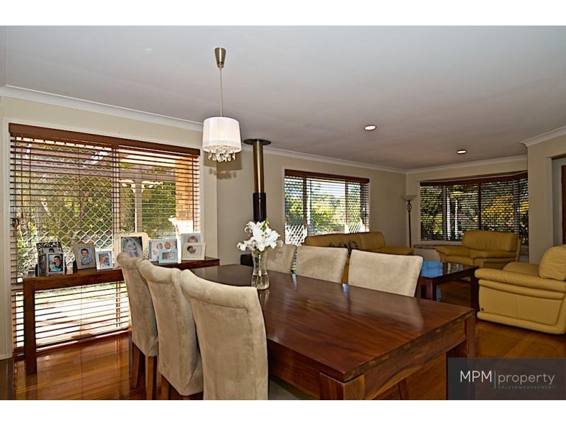 45 Ballybunion Dr, Parkwood QLD 4214