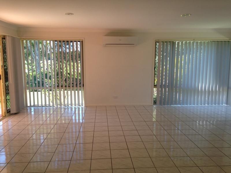 18 Henry Cotton Dr, Parkwood QLD 4214