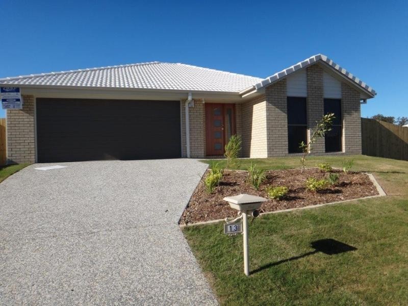 13 Phoebe Way, Beaudesert QLD 4285