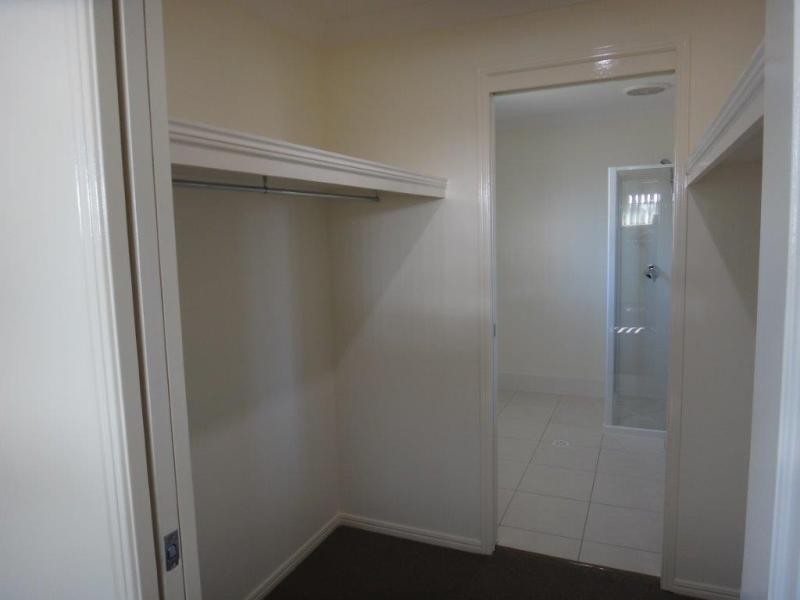 13 Phoebe Way, Beaudesert QLD 4285