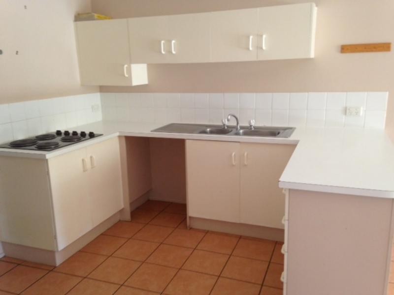 1/9 Hollywood  Dr, Oxenford QLD 4210