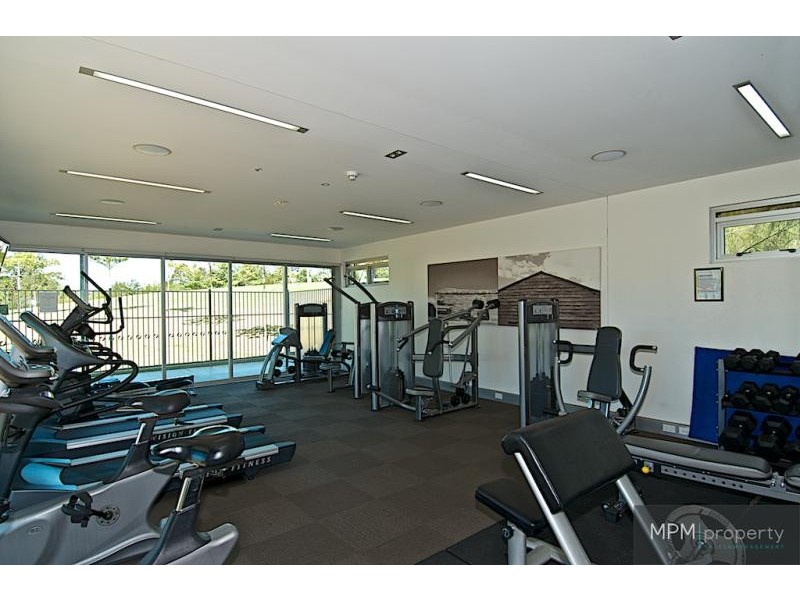 4 Settlers Ave, Upper Coomera QLD 4209