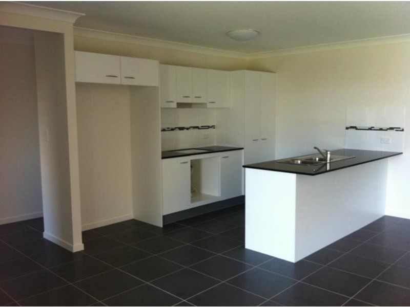 44 Sunridge Cct, Windaroo QLD 4207