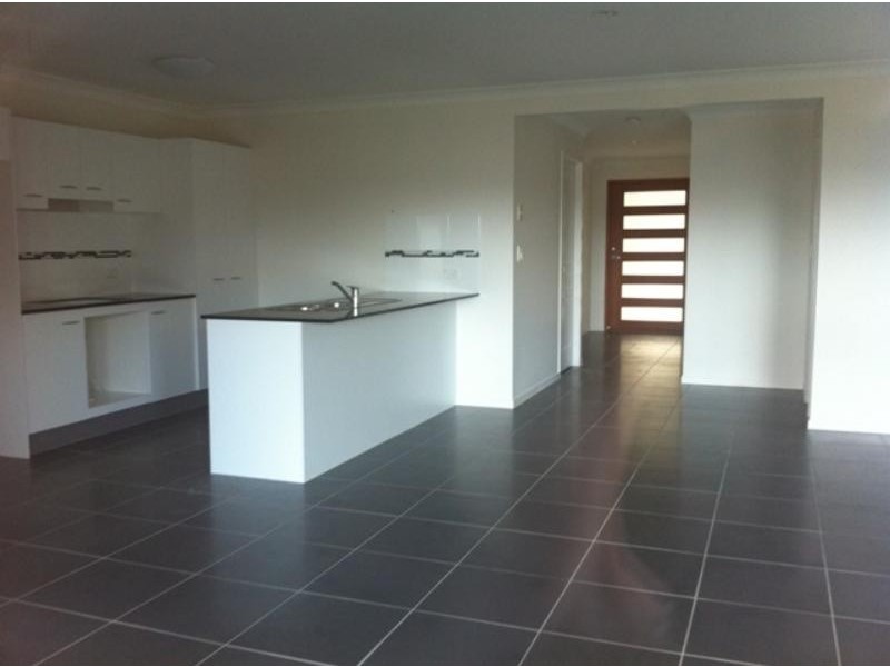 44 Sunridge Cct, Windaroo QLD 4207