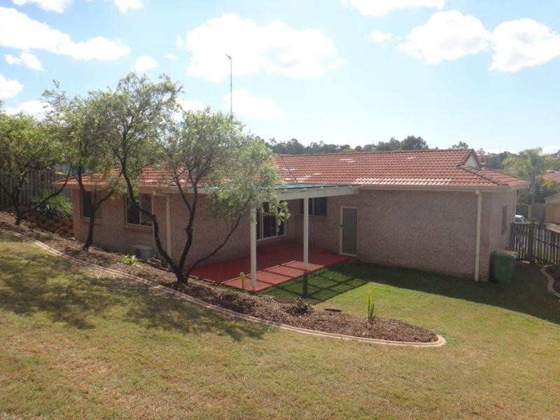 33 Howland Cct, Pacific Pines QLD 4211