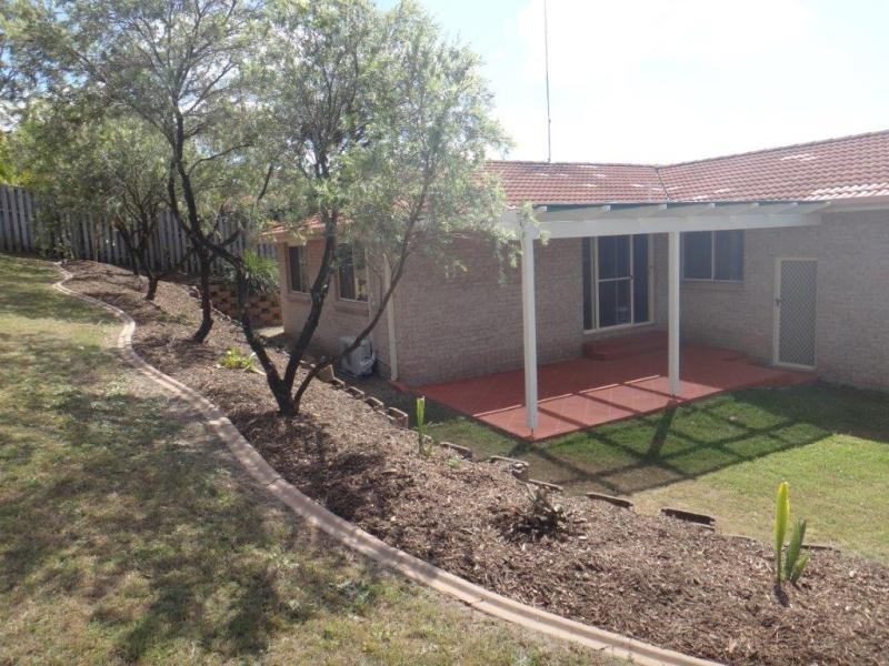 33 Howland Cct, Pacific Pines QLD 4211