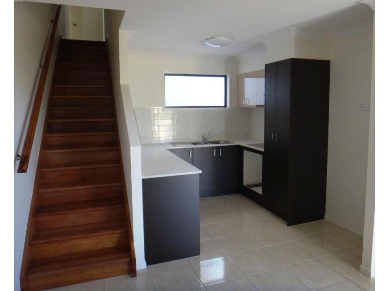 33 Damian Leeding Way, Upper Coomera QLD 4209