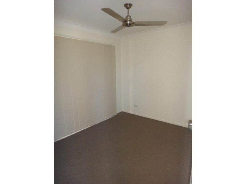 33 Damian Leeding Way, Upper Coomera QLD 4209